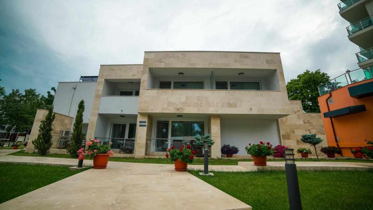 Hotel Saturn Exterior foto