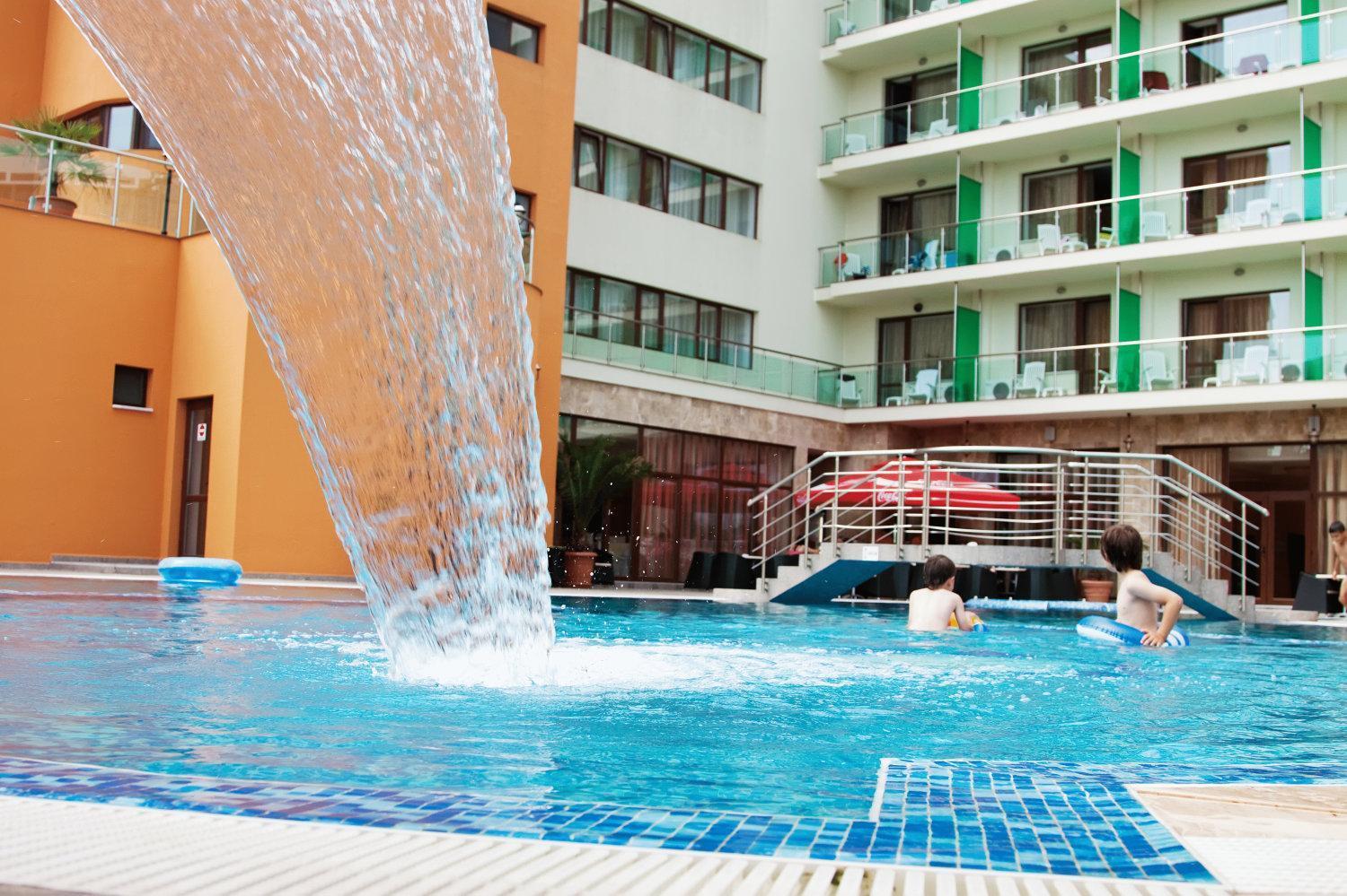 Hotel Saturn Exterior foto